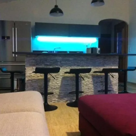 Entre Et Montagne Cartalavonu Feriehus