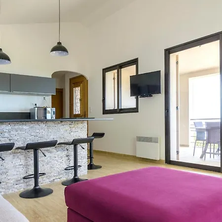 Entre Et Montagne Cartalavonu Porto-Vecchio (Corsica)