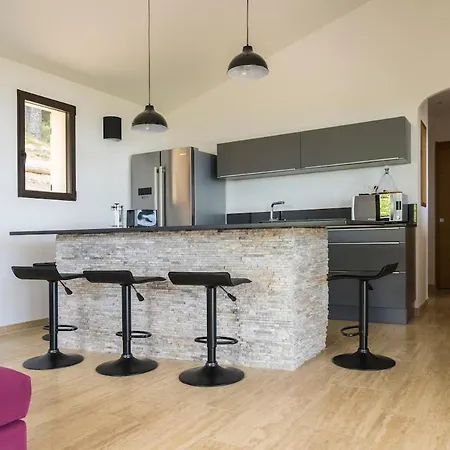 Feriehus Entre Et Montagne Cartalavonu *