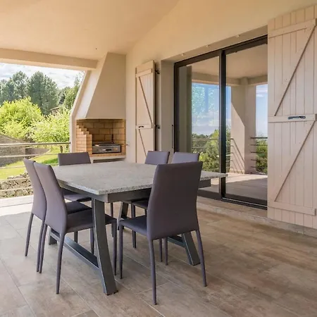 Entre Et Montagne Cartalavonu Porto-Vecchio (Corsica)