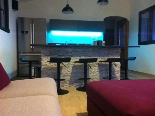 Entre Et Montagne Cartalavonu Hébergement de vacances