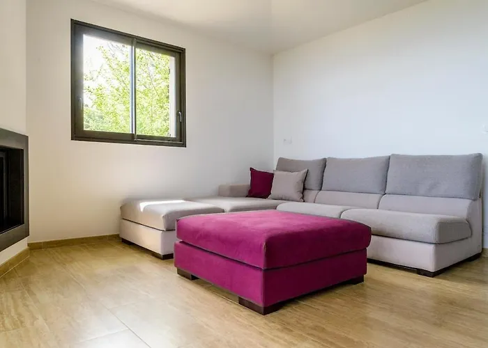 Entre Et Montagne Cartalavonu